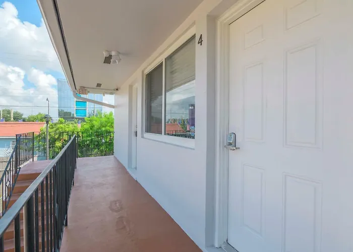 Contemporary 2Br Apartment In Midtown-Wynwood Miami admite animales