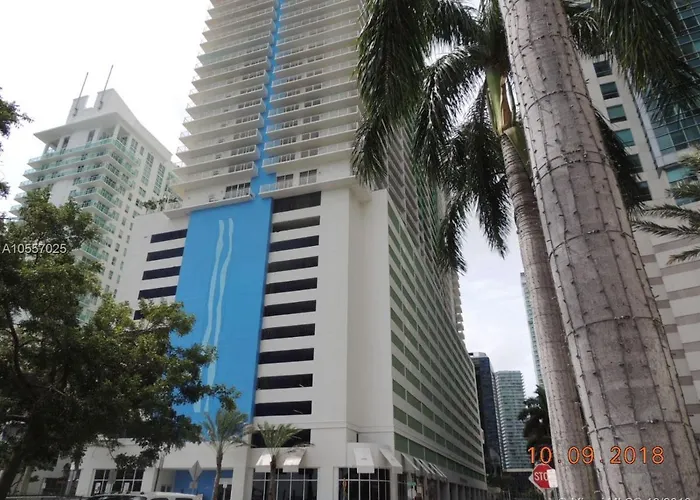 Chic And Modern, Brickell / Miami + Free Parking