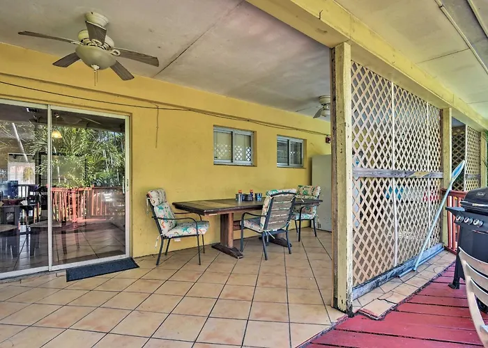Quaint Central Miami Bungalow 10 Mi To Mid-Beach!
